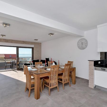 מאקרסקה Luxury Apartment Sidro With Free Beach Parking מראה חיצוני תמונה
